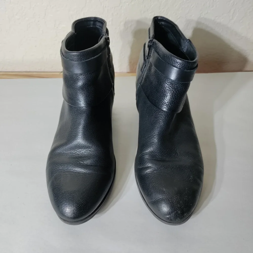 Clarks Womens Black Leather Ankle Boots Strappy Buckle Side Zip Booties Size 11